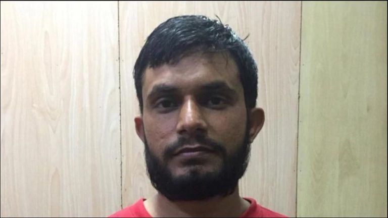 30 पुलिसकर्मियों को जिंदा जलाने की कोशिश, 3 करोड़ रुपए का फंड: मेरठ दंगों का मुख्य आरोपित मुफ्ती शहजाद गिरफ्तार