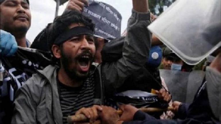 नए नक्शे के खिलाफ काठमांडू की सड़कों पर उतरे लोग, नेपाल सरकार के खिलाफ जमकर किया विरोध प्रदर्शन