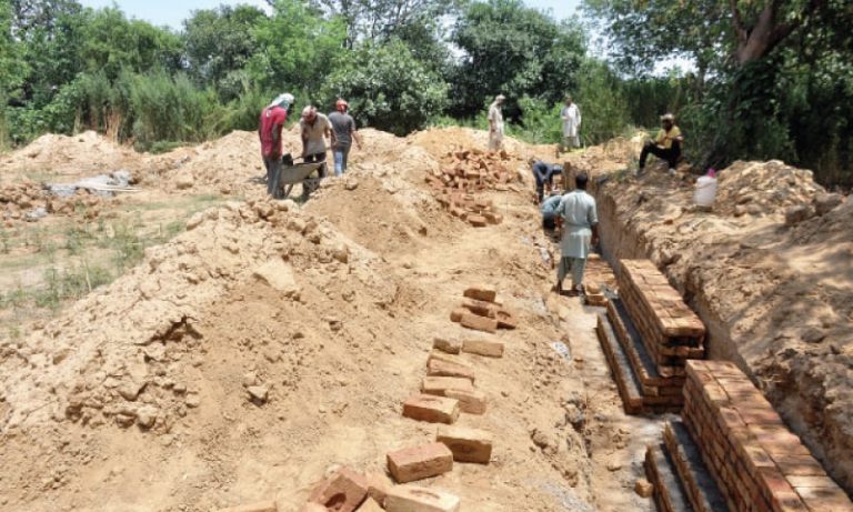 फतवे के आगे इमरान सरकार ने घुटने टेके, इस्लामाबाद में कृष्ण मंदिर के निर्माण पर लगाई रोक