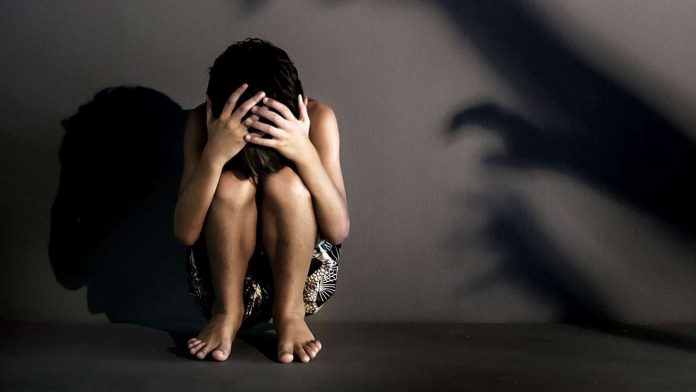 14 साल की लड़की से खलील ने किया दुष्कर्म