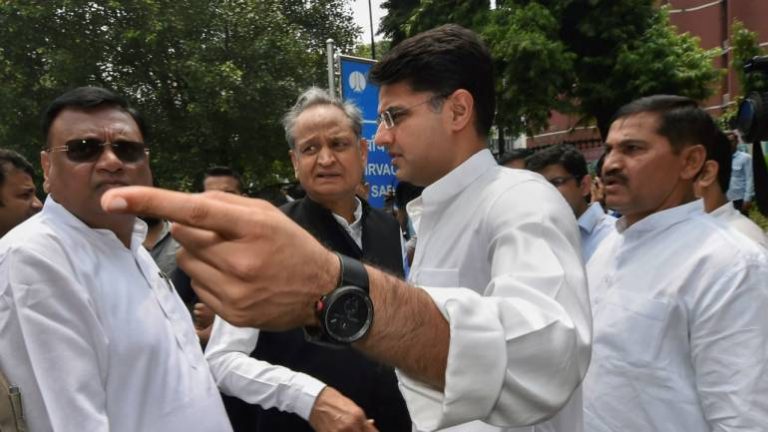 HC से पायलट खेमे को राहत: याचिका पर यथास्थिति बनाए रखने का आदेश, स्पीकर नहीं कर पाएँगे अयोग्यता की कार्रवाई