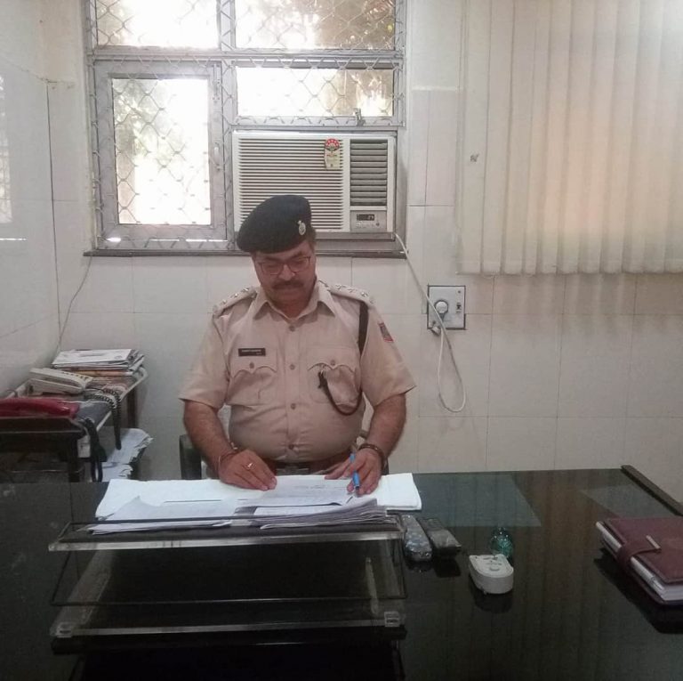 दिल्ली में एसीपी को तेज रफ्तार वाहन ने कुचला, रात में ट्रैफिक की कर रहे थे निगरानी