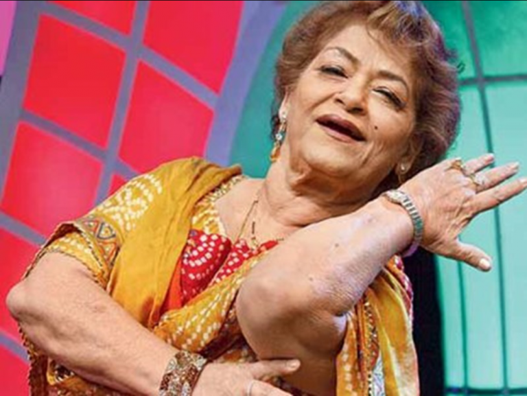 मशहूर कोरियोग्राफर सरोज खान का निधन: मात्र 3 साल की उम्र में बतौर बैकग्राउंड डांसर के रूप में की थी करियर की शुरआत