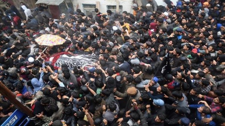 मार डाले गए आतंकियों की लाश घर वालों को दफनाने के लिए भी नहीं, ‘ह्यूमन ट्रैजडी’ कह रो रहे एक्टिविस्ट्स