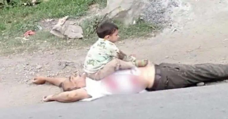 आतंकी की गोली से मरा कश्मीरी, नैरेटिव बनाने की कोशिश की CRPF ने मार डाला: फैक्ट चैक