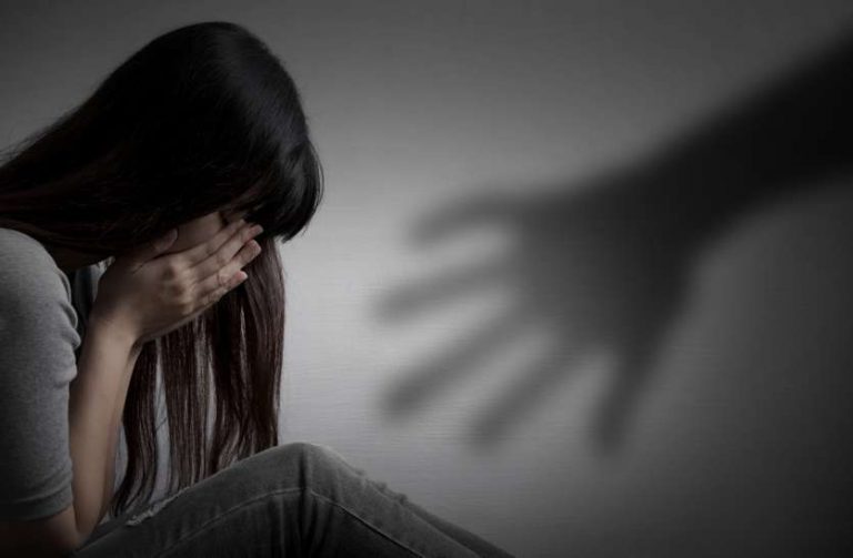 कुरैशी ने किया 20 साल की लड़की का रेप: शहजादी, फिरोज के साथ मिल कर वेश्यावृत्ति में धकेला