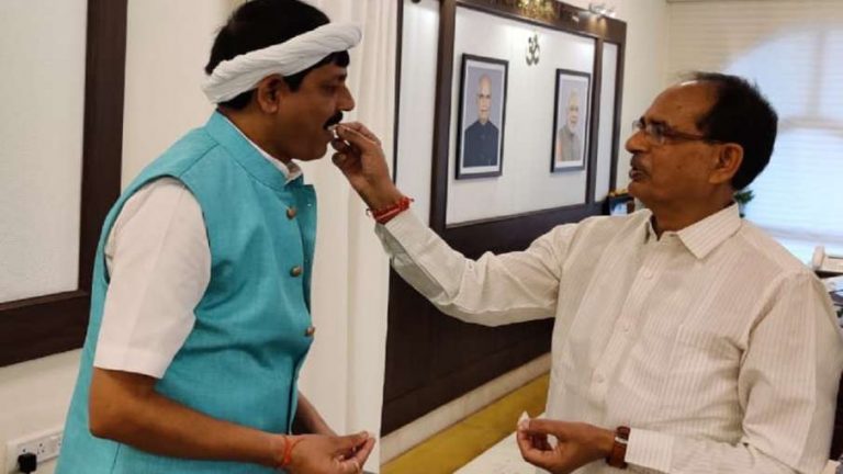 मध्य प्रदेश कॉन्ग्रेस MLA प्रद्युम्न लोधी ने पार्टी से दिया इस्तीफा, थामा BJP का हाथ