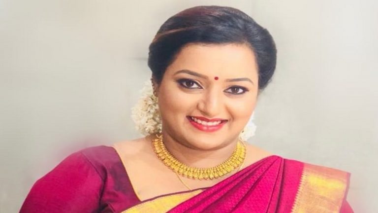NIA ने केरल गोल्ड तस्करी मामले में स्वप्ना सुरेश के बैंक लॉकर से 1 करोड़ रुपए और 1 किलो सोना किया बरामद, जब्ती के आदेश