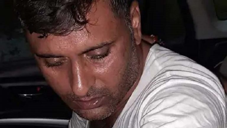 मस्जिद के अवैध निर्माण के खिलाफ याचिका डालने वाले वकील पर फायरिंग, अतीक अहमद गैंग का हाथ होने का दावा