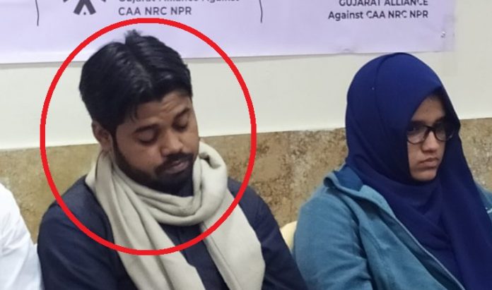 आसिफ इकबाल तन्हा