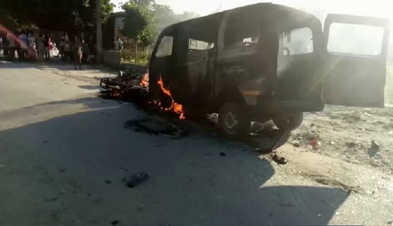 असम: राम मंदिर का जश्न मना रहे बजरंगदल कार्यकर्ताओं से मुस्लिमों ने की हिंसक झड़प, 25 को बनाया बंधक, कर्फ्यू
