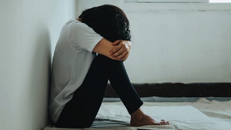 अनु बन कर अनवर ने हिन्दू युवती को प्रेम के जाल में फँसाया: महीनों तक किया बलात्कार, ₹6.5 लाख भी हड़पे