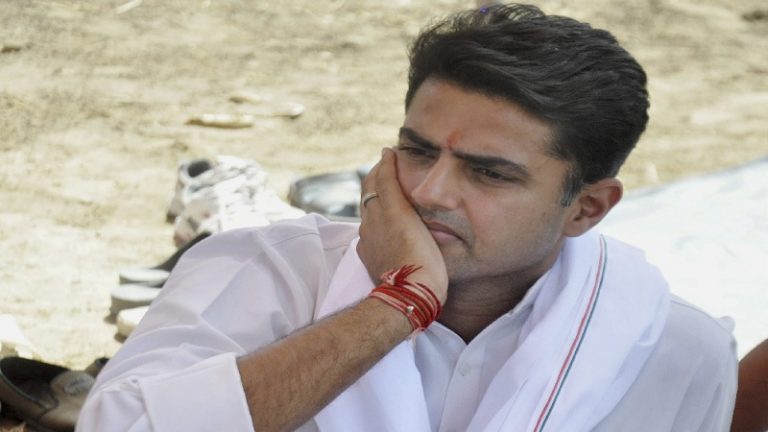सचिन पायलट की वापसी से और गहराया संकट: फूट पड़ी कॉन्ग्रेस में, थूका-चाटा कॉन्ग्रेसियों ने, लेकिन दोषी कौन है? भाजपा…
