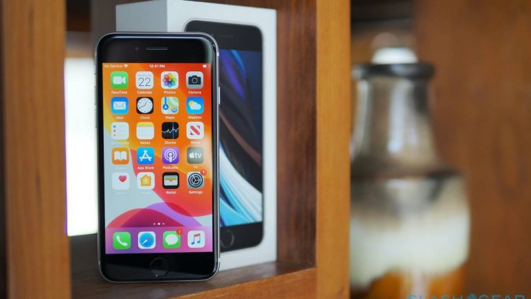 एसेंबल इन इंडिया: भारत में शुरू हुई iPhone SE की एसेम्बलिंग, 20% आयात शुल्क घटने से बेहद कम होगी कीमत