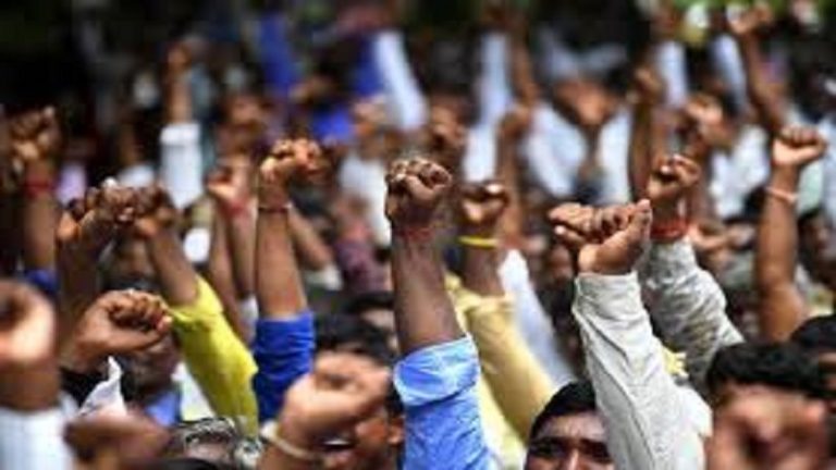 जम्मू-कश्मीर: अब तक 3.7 लाख लोगों को डोमिसाइल सर्टिफिकेट, अरसे से बाट जोह रहे थे वाल्मीकि