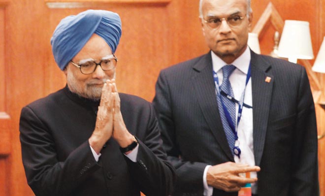 मनमोहन सिंह, शिवशंकर मेनन