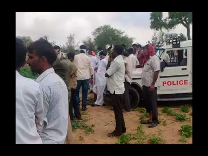 पाकिस्तान हिंदू 11 लाश