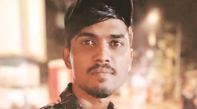 मुंबई ​पुलिस की पिटाई से मरा वेलु, बनाई मॉब लिंचिंग की कहानी; बॉम्बे HC के संज्ञान के बाद 4 कॉन्स्टेबल सस्पेंड