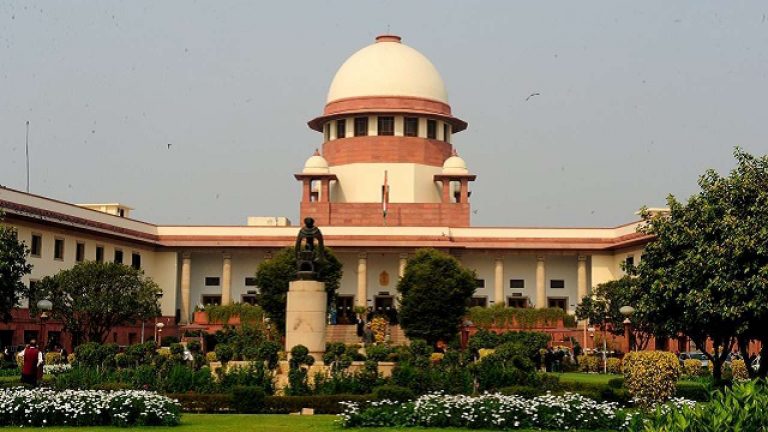 ‘लव जिहाद’ कानून के खिलाफ SC में 2 याचिकाएँ दाखिल, कहा- किसी को फँसाने के लिए ये बनेगा शक्तिशाली उपकरण