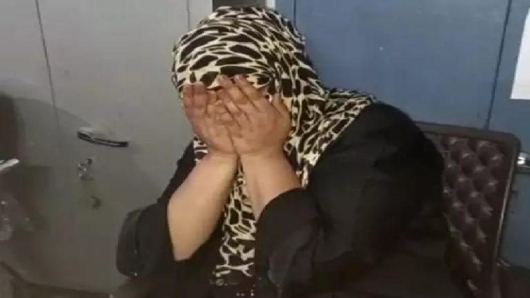 बेहोश कर पति शादाब के गुप्तांग पर डालती थी Harpic, वसीम के साथ मनाती थी रंगरेलियाँ: आरोपित चाँदनी हिरासत में