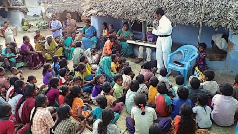 4 ईसाई संगठनों सहित 6 NGO के विदेशी चंदा लेने पर रोक, 2 US दानदाता भी शक के घेरे में