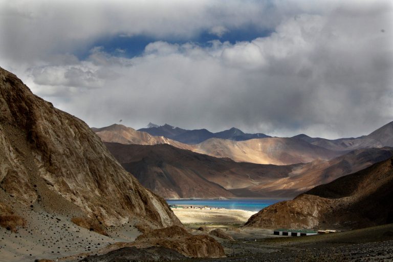 पेंगोंग त्सो लेक में भारत और चीन के बीच कब क्या कैसे: 5 मई से अब तक 13 बड़ी घटनाओं का लेखा-जोखा