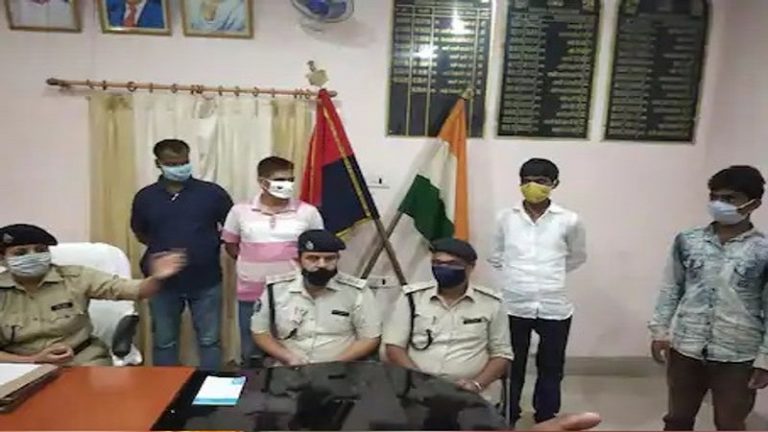हिंदू दंपती को फँसाने के लिए काटा ‘राजेश’ का सिर, दिल्ली में जिंदा मिला खालिद, अब्बू और भाइयों की थी साजिश