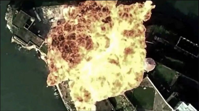 प्रशांत महासागर में अमेरिकी नौसैनिक बेस पर चीन के H-6 ने बरसाए बम? PLAAF ने जारी किया हमले का नकली Video