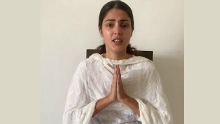 सुशांत सिंह राजपूत आत्महत्या मामले में आरोपित रिया चक्रवर्ती के खिलाफ ‘निर्णायक कार्रवाई’ करेगी ED: रिपोर्ट्स