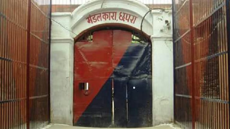 जब छपरा जेल के 1300 कैदियों ने कर लिया था कारागार पर कब्जा: कहानी लालू-राबड़ी युग के ‘जंगलराज’ की