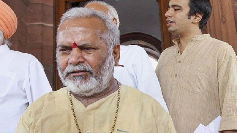 ‘मैंने कभी नहीं लगाया रेप का आरोप’: पीड़िता ने चिन्मयानन्द के खिलाफ सारे आरोपों को नकारा, बयान से मुकरने का मामला दर्ज