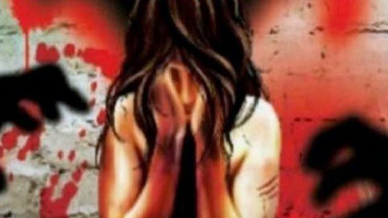 13 साल की दलित से आलम ने की रेप की कोशिश, आग के हवाले कर भाग गया