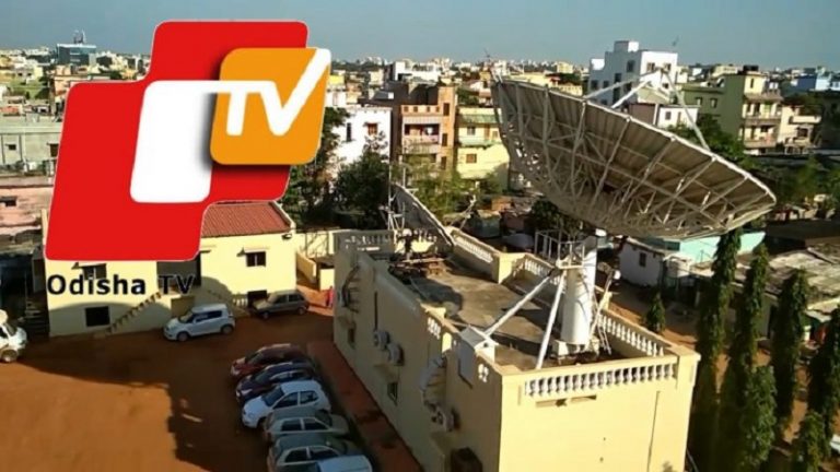 पत्रकार को उठाने के बाद बिना सर्च वारंट OTV ऑफिस पहुँची ओडिशा पुलिस कहा- RTI नहीं, अश्लील Video का है मामला