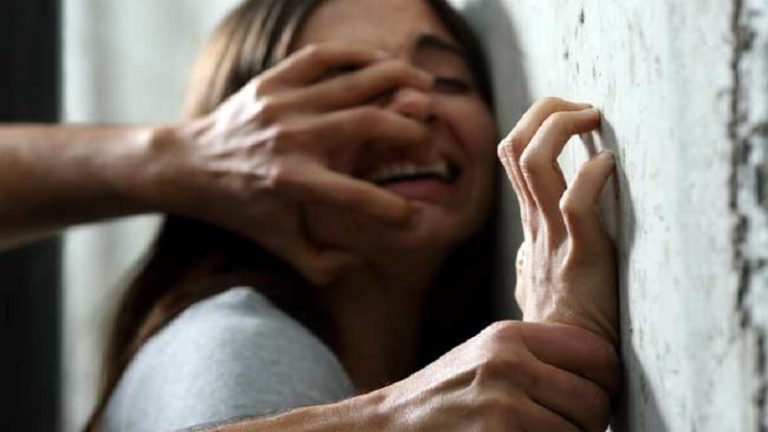 छत्तीसगढ़: गैंगरेप पीड़िता ने लगा ली फाँसी, पुलिस ने दर्ज नहीं की FIR; पीड़ित पिता ने भी की सुसाइड की कोशिश