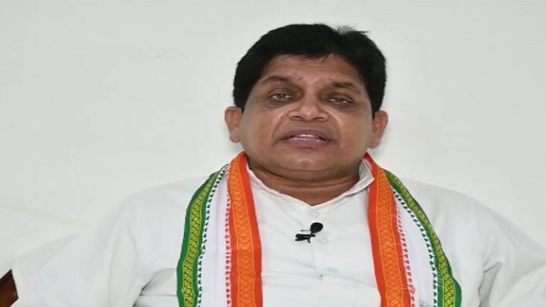 कॉन्ग्रेसी मंत्री के लिए रेप भी बड़ी और छोटी, कहा- हाथरस में बड़ी घटना हुई, बलरामपुर में छोटी