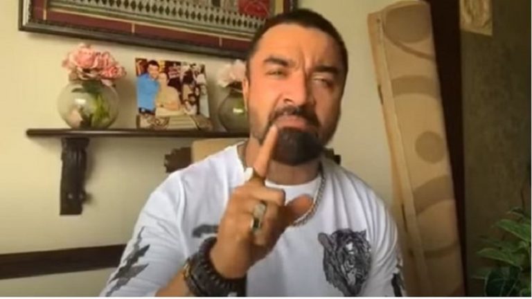 कौन से पंडित.. दरिंदे हैं साले: एजाज खान के ‘जहरीले’ Video पर लोगों ने की गिरफ्तारी की माँग