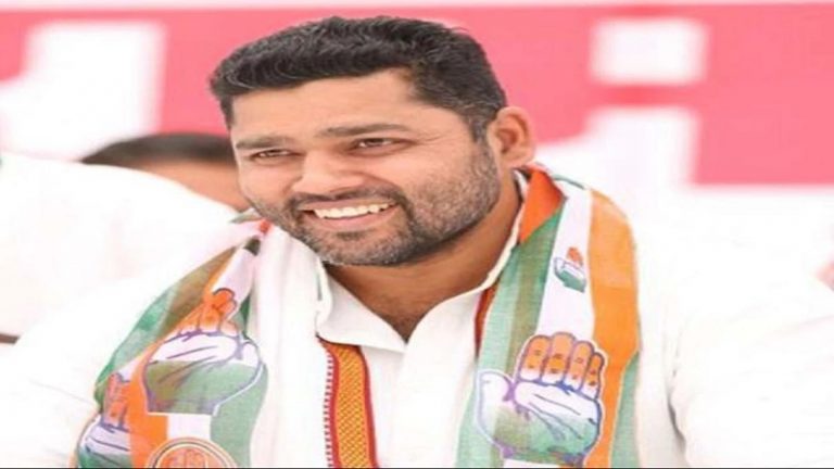 राजस्थान में पुजारी की हत्या हाथरस जैसा बड़ा विषय नहीं – गहलोत सरकार के मंत्री और कॉन्ग्रेस नेता का बयान
