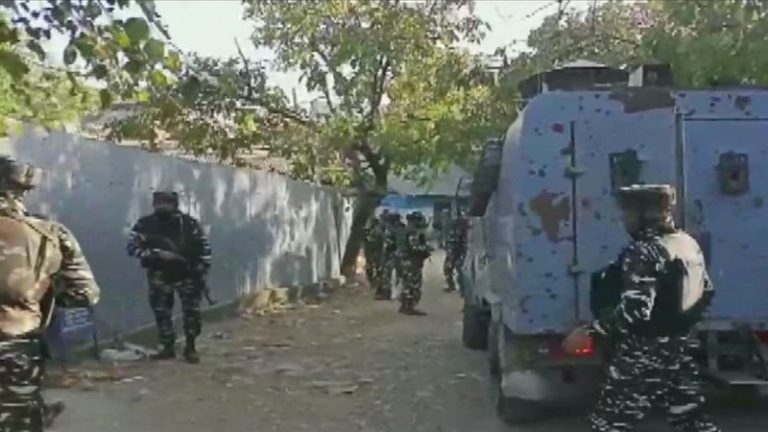 J-K: पुलवामा एनकाउंटर में मारा गया LeT का टॉप कमांडर जाहिद टाइगर, 2 ऑपरेशन में 4 आतंकी ‘क्लीन बोल्ड’