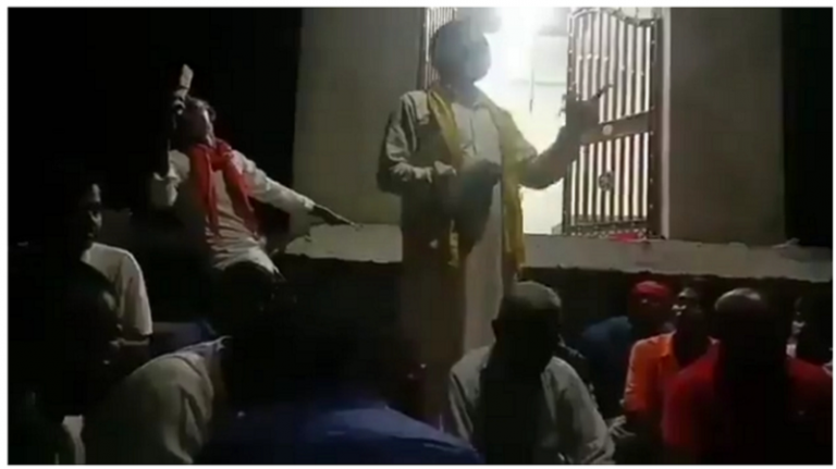 DM-SP को माँ-बहन की गाली, CM योगी के लिए भी ‘गंदी बात’: दलित नेता हाथरस में ऐसे सेंक रहे राजनीतिक रोटी