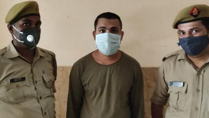 पुलिस की गिरफ्त में सलमान