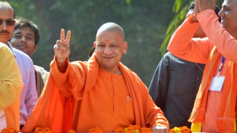 बिहार चुनाव: PM मोदी के बाद योगी आदित्यनाथ हैं चुनाव प्रचार के लिए सबसे ज़्यादा लोकप्रिय चेहरा