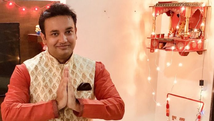 गौरम शर्मा, न्यूजीलैंड, संस्कृत