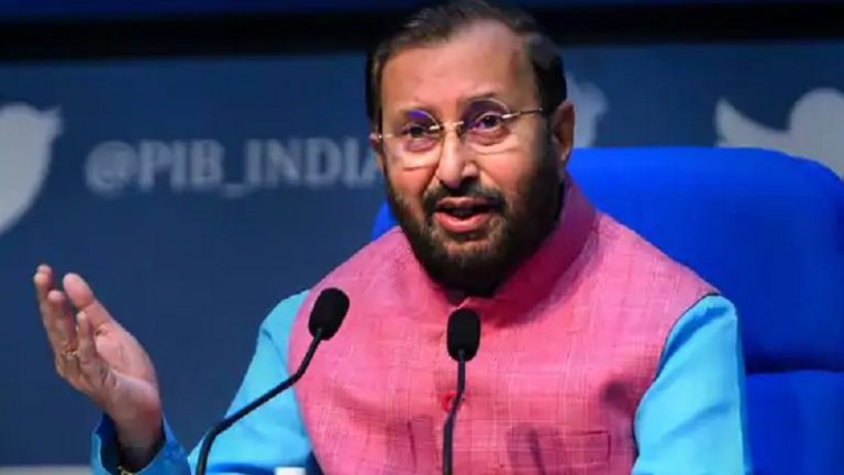 घरेलू उत्पादन बढ़ाने के लिए 10 सेक्टर्स में लागू होगी PLI स्कीम: अगले 5 सालों में मिलेगी ₹2 लाख करोड़ की मदद