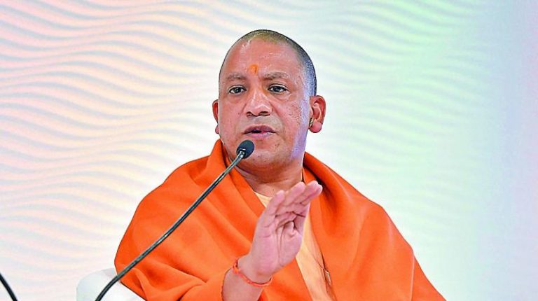 बिहार-अमेरिका की खबरों के बीच UP चुनाव में CM योगी ने किया BJP का झंडा बुलंद, कॉन्ग्रेस का सफाया