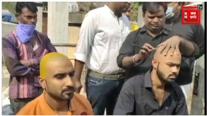उपचुनाव नतीजों में चैलेन्ज हारने पर कॉन्ग्रेस के नेताओं ने कराया मुंडन