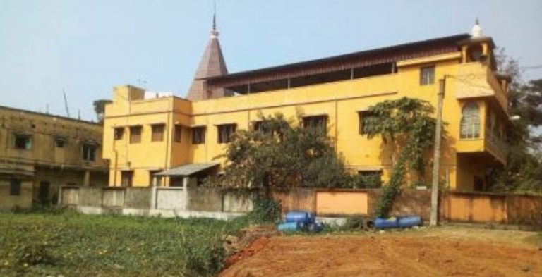 पश्चिम बंगाल के ओंकारनाथ मठ की जमीन पर गुंडों का अतिक्रमण: माफियाओं ने स्वामी केशव रामानुज को दी मारने की धमकी