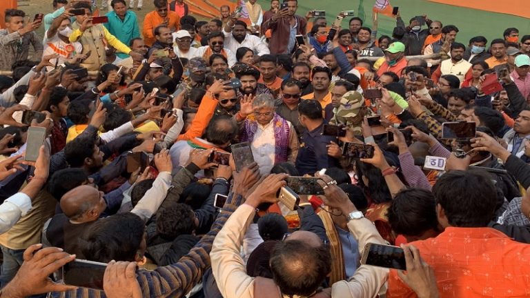सिर्फ 1 दिन में 3800 नेताओं ने थामा BJP का हाथ: अमित शाह के बंगाल दौरे के बाद बदला समीकरण, सबका हुआ स्वागत