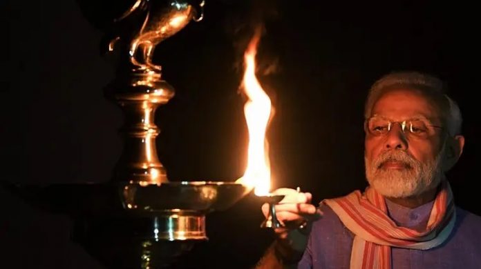 नरेंद्र मोदी
