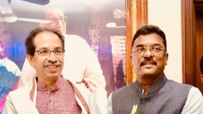 प्रताप सरनाईक,, पाकिस्तानी कार्ड