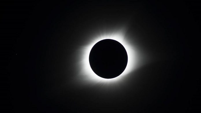 सूर्यग्रहण, Solar Eclipse, पृथ्वी